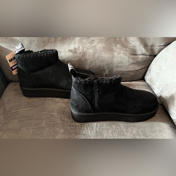 Boots Muk Luks Women’s Size 7 NWT - Picture 3 of 5